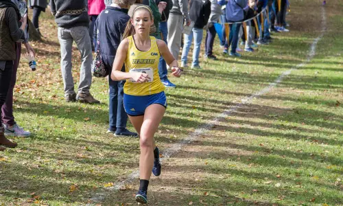 Jones Leads Blue Hen Women Harriers to 17th Place Finish at NCAA Mid-Atlantic Regionals
