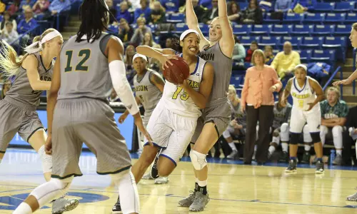 Big Fourth Quarter Lifts Delaware to 67-51 Win Over George Mason in Season Opener