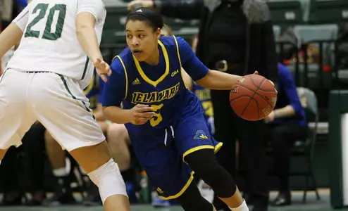 Complete Team Effort Leads Blue Hens to 69-53 Win at W&M