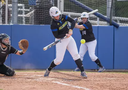 Blue Hens Defeat Holy Cross, Fall To Indiana on First Day of FIU Invitational