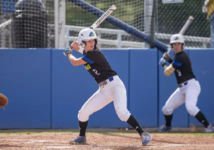 Blue Hens Defeat Siena, FIU During Second Day of Felsberg Invitational