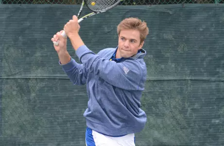 Delaware Falls at Temple, 7-0