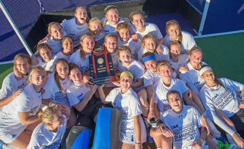 Record 13 Hens Honored as NFHCA Academic Squad Recipients