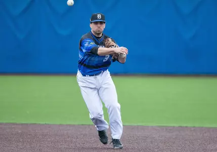College of Charleston Sweeps Twinbill From Blue Hens, 3-2 and 15-2