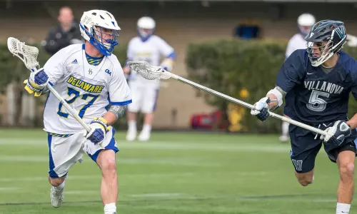 No. 14 Villanova Outscores Blue Hens 23-13