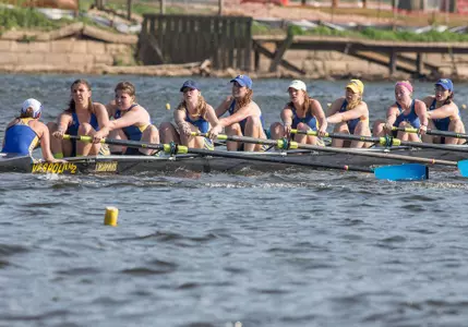 Two Blue Hen Boats Compete in Semifinals on First Day of Knecht Cup