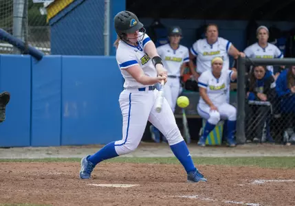 Towson Uses Longball To Post 9-3 Win Over Delaware