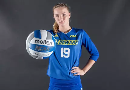 Blue Hens Defeat New Hampshire, Mids To Win Navy Kristen Dickmann Invitational