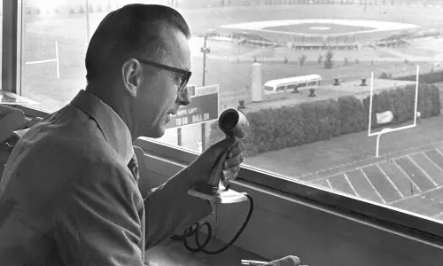 In Memoriam: Former UD Alumni Director, Voice of Blue Hens Elbert Chance Remembered