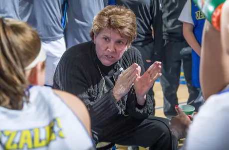 Martin Celebrates Career Win 400 as Blue Hens Rout Hofstra, 73-56