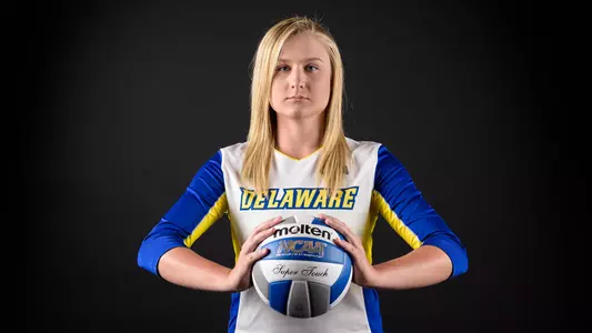 Blue Hen Setter Courtnie Roberts Named CAA Volleyball Rookie of the Week