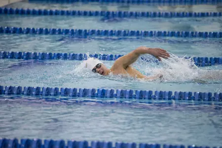 Basch Continues Distance Success, but Blue Hens Drop Tri-Meet at La Salle