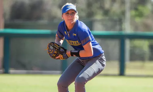 Blue Hens Fall To St. John’s, Illinois State on Second Day of USF Tournament