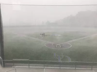 Hens Game vs. Wagner Suspended until Sunday Due to Darkness, Snow