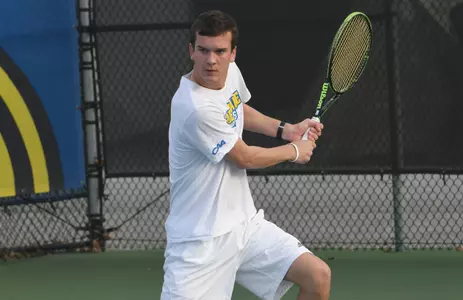 Blue Hens Cruise to 7-0 Triumph Over Coppin State