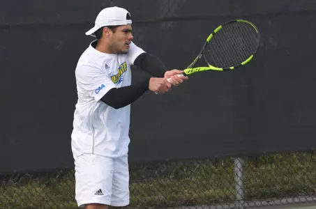 Hens Sweep Rider, 7-0