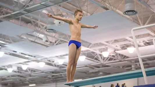 Lukens, Women's 800 Relay Highlight Day One of CAA Championships