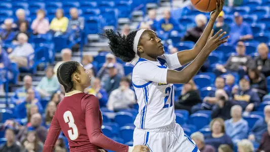 Delaware Overpowers Charleston, 79-51