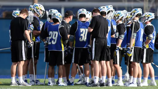 Blue Hens Head To Monmouth For First Road Test