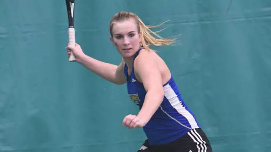 Blue Hens Fall at Navy, 6-1