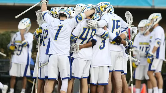 Blue Hens Battle All Night, Fall in Fourth Quarter, 9-8 to UMass