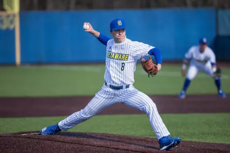 Dubecq pitching