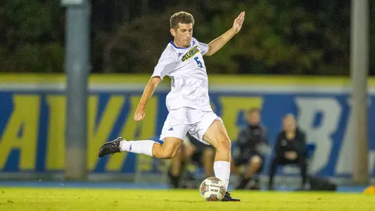 msoccer19-delabandera-jmu
