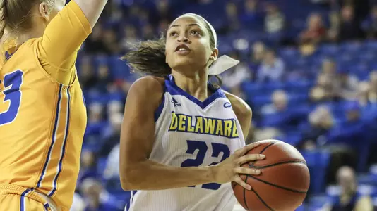 Samone DeFreese vs Hofstra