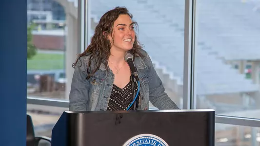 FH-ScanlonLeadershipAward-MainPic