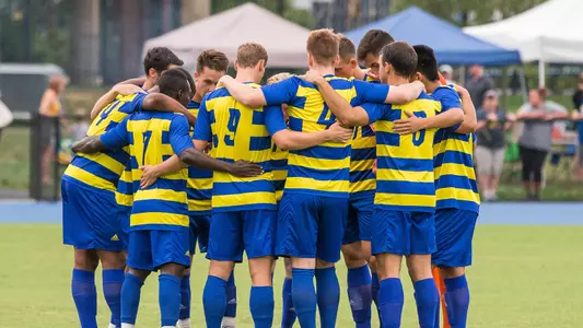 msoccer19-huddle-wvu