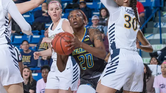 Jasmine Dickey vs Drexel