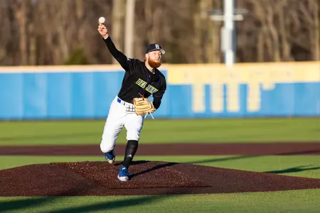 Greenly pitching