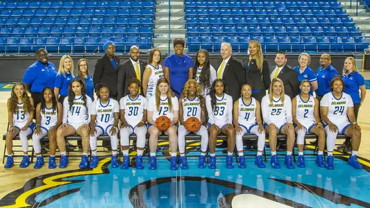 2021-22 WBB Team Photo