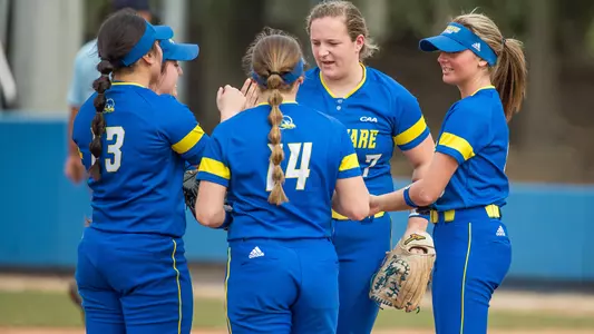 soft20-huddle-georgetown