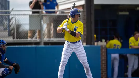 BASE vs. Hofstra
