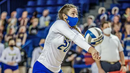 Savannah Seemans receives the ball off a serve