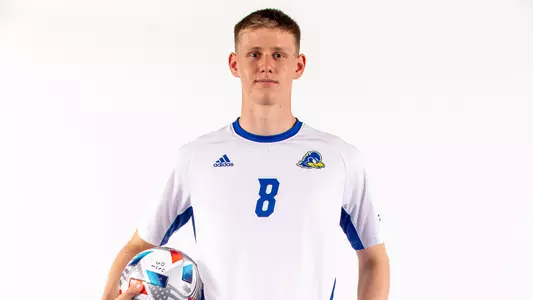 msoccer21-thorhallsson-posed