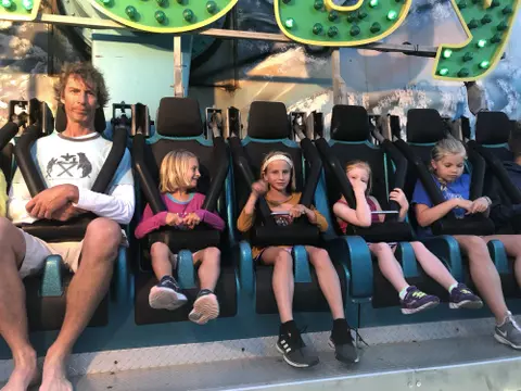 rolf with daughters
