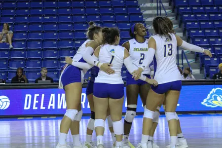 2022 VB Huddle (Mason face)