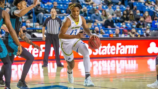 mbb22-davis-uncw