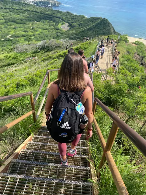 lizzie gaebel hawaii