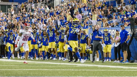 Marcus Yarns vs. Delaware State