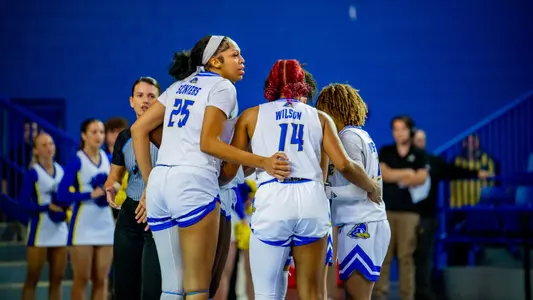 WBB Huddle vs. Lehigh