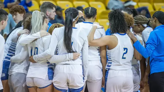 2023 WBB Final Huddle