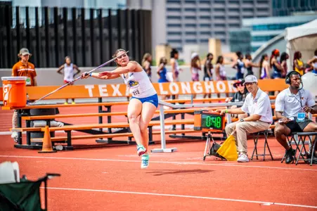 Megan Albamonti at Texas Relays