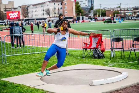 Myrissa McFolling-Young at Temple Owls Invitational