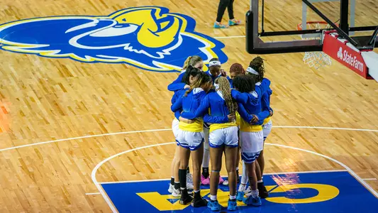 WBB Team Huddle