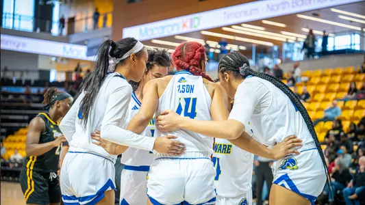 Huddle shot, WBB recap