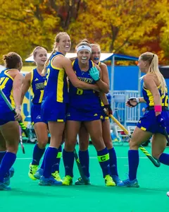 Iris Bekker, Rachael Whitehead