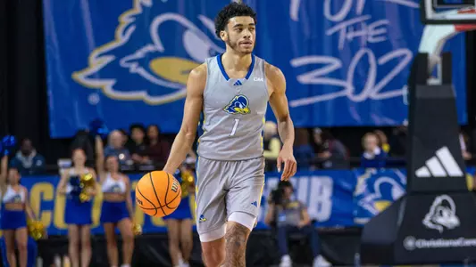 Izaiah Pasha - Men's Basketball - University of Delaware Athletics